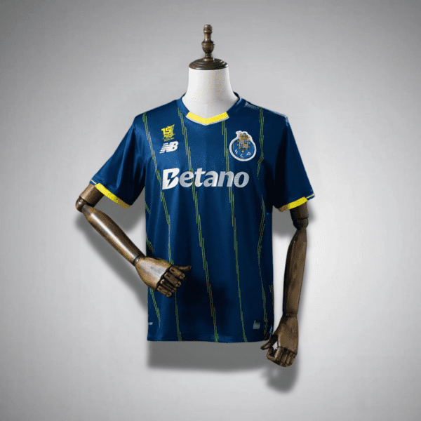 25/26 Porto Fourth