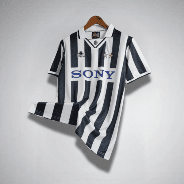 95/97 Juventus Home
