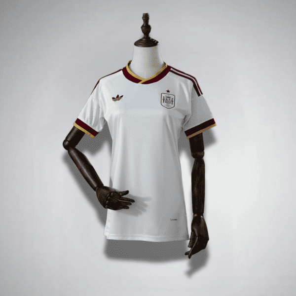 2026 Spain Woman Away