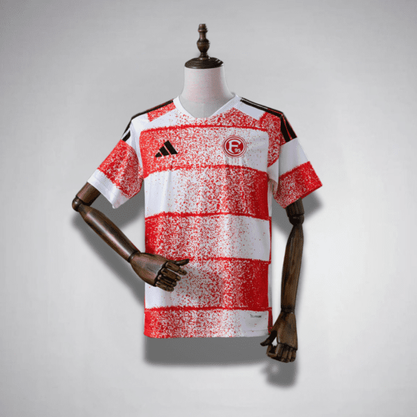 26/27 Düsseldorf Home
