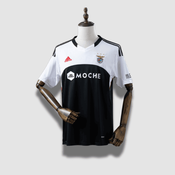 13/14 Benfica Away